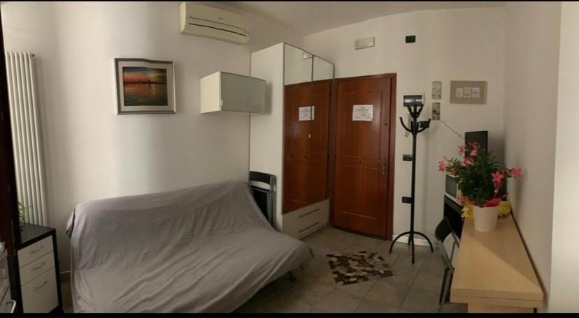 キオッジャCasa Manuela Non Turisti Ma Ospitiアパートメント エクステリア 写真