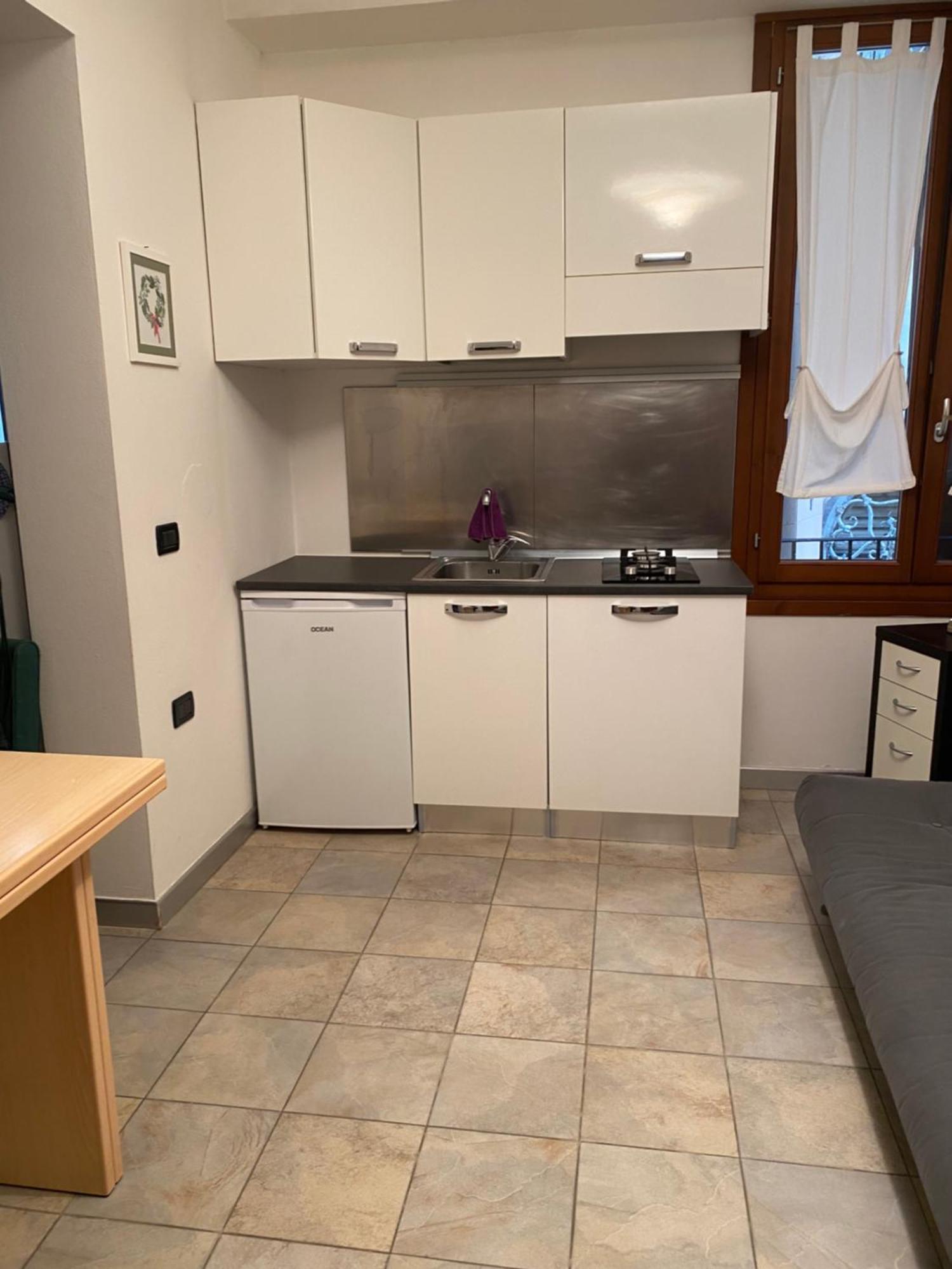 キオッジャCasa Manuela Non Turisti Ma Ospitiアパートメント エクステリア 写真